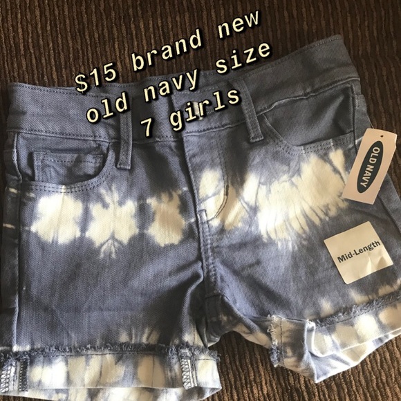Old navy shorts size 7 Tommy Hilfiger shirts 8-10 - Picture 1 of 4